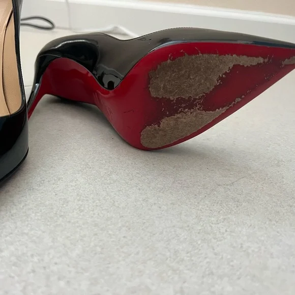 Christian Louboutin Glossy Black Heels - Picture 4 of 6